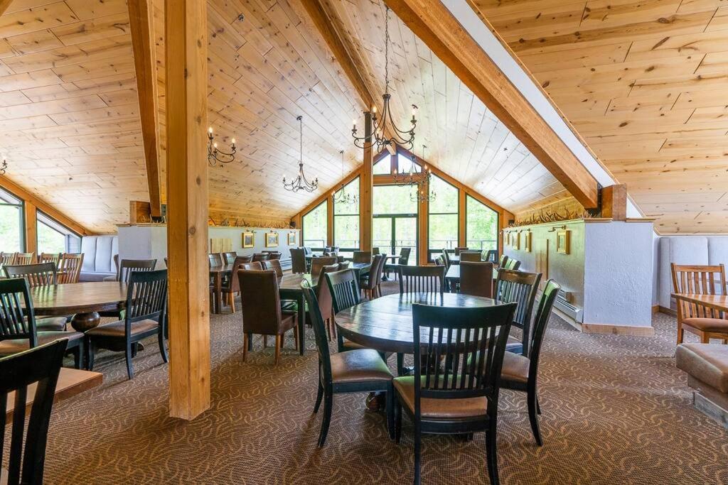 The Black Diamond Lodge *Sleeps 46* Hot Tubs + Ski Shuttle + Mountain Views Durango Exteriör bild