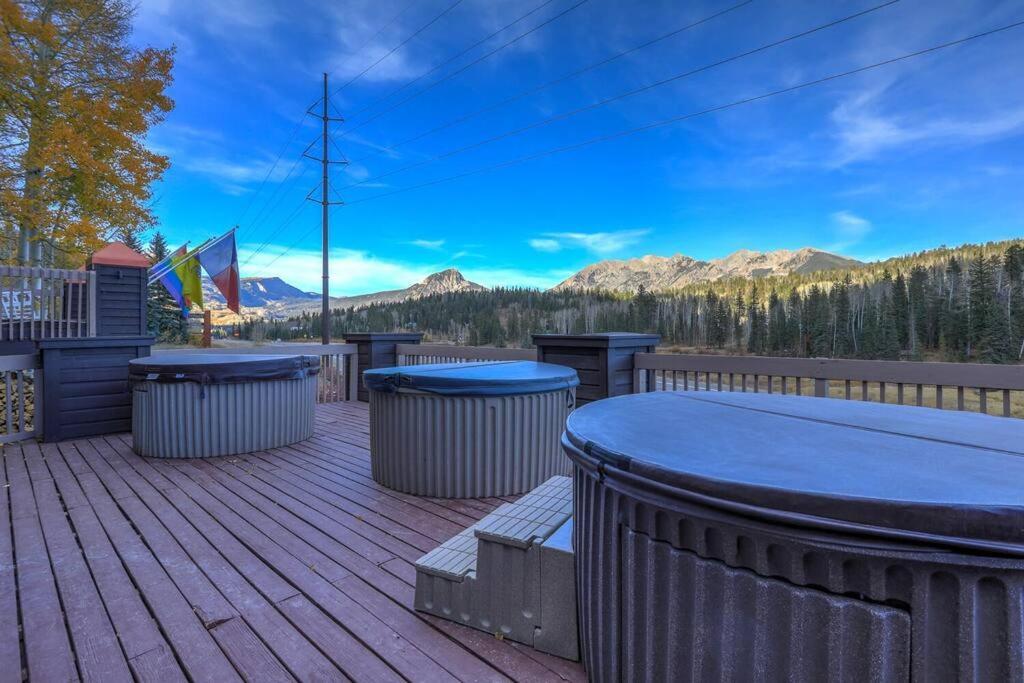 The Black Diamond Lodge *Sleeps 46* Hot Tubs + Ski Shuttle + Mountain Views Durango Exteriör bild